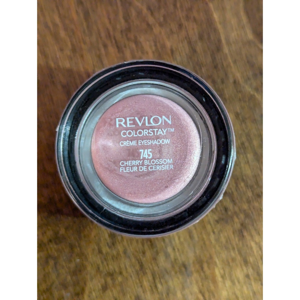 Revlon Colorstay creme eyeshadow 745 cherry blossom shimmer built in brush NEW